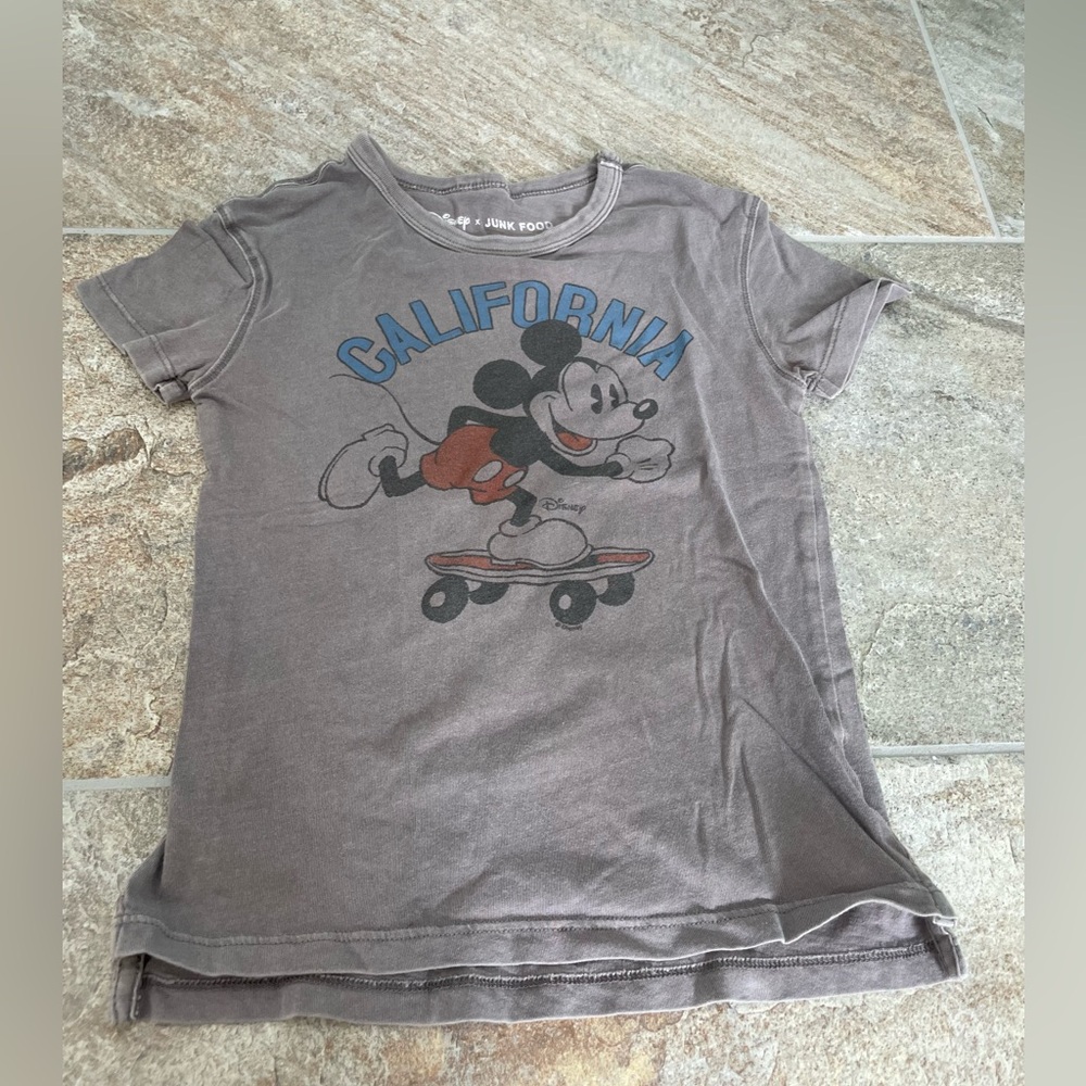 Disney Junk Food California Tshirt size 4T